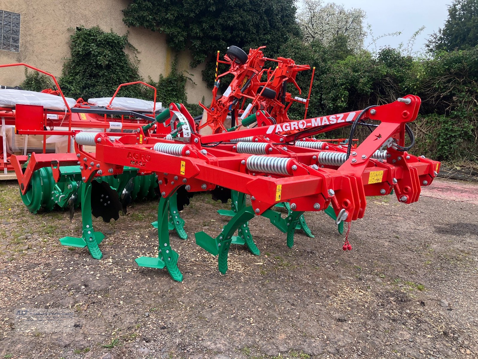 Grubber du type Agro-Masz Runner 30, Neumaschine en Eppelborn (Photo 1)