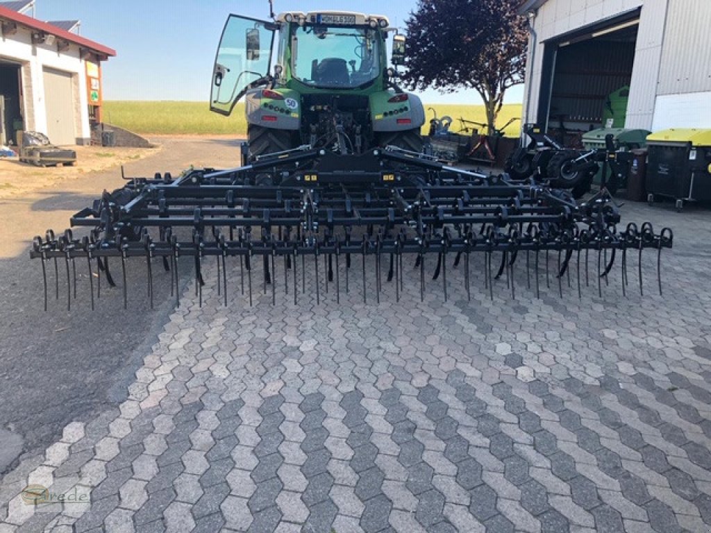 Grubber des Typs Agroland Bioculti 5 m Federzinkengrubber, Neumaschine in Bad Emstal (Bild 1)