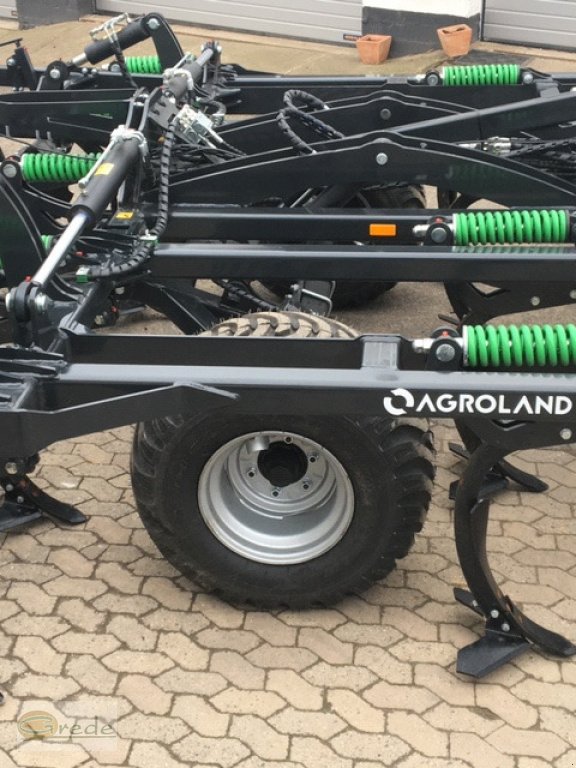 Grubber des Typs Agroland Grubber 4m mit Fahrwerk, Neumaschine in Bad Emstal (Bild 2)