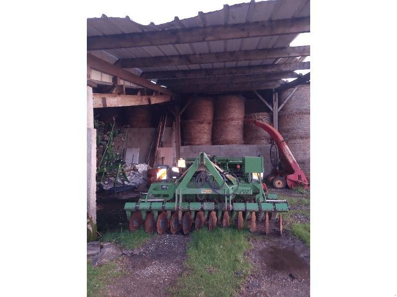 Grubber des Typs Amazone CATROS 3001, Gebrauchtmaschine in PLUMELEC (Bild 2)