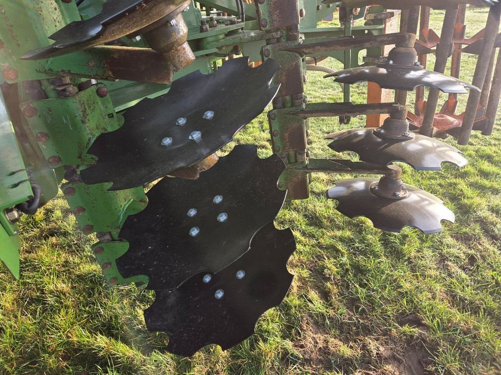 Grubber del tipo Amazone Catros + 4000-2, Gebrauchtmaschine en ATHIS (Imagen 9)