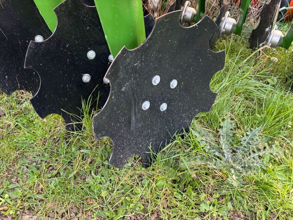 Grubber типа Amazone Catros + 4002-2, Gebrauchtmaschine в VERT TOULON (Фотография 3)