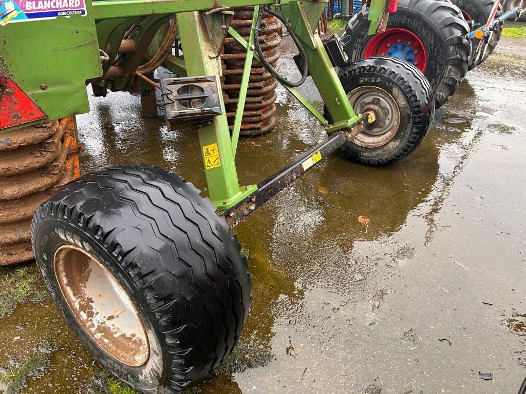 Grubber του τύπου Amazone Catros 5002-2, Gebrauchtmaschine σε JOSSELIN (Φωτογραφία 7)