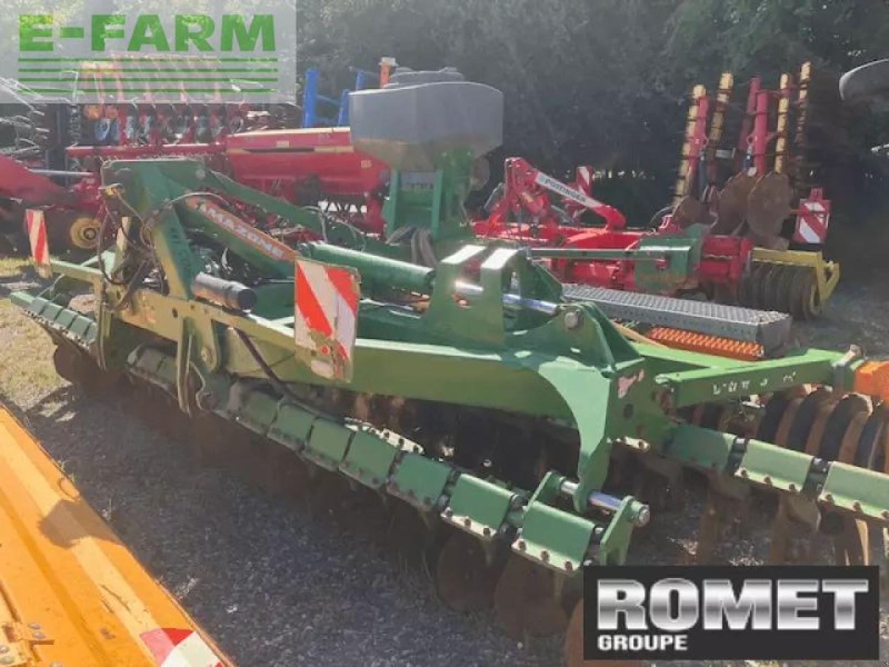 Grubber Türe ait Amazone catros+5002-2, Gebrauchtmaschine içinde GENNES-SUR-GLAIZE (resim 8)