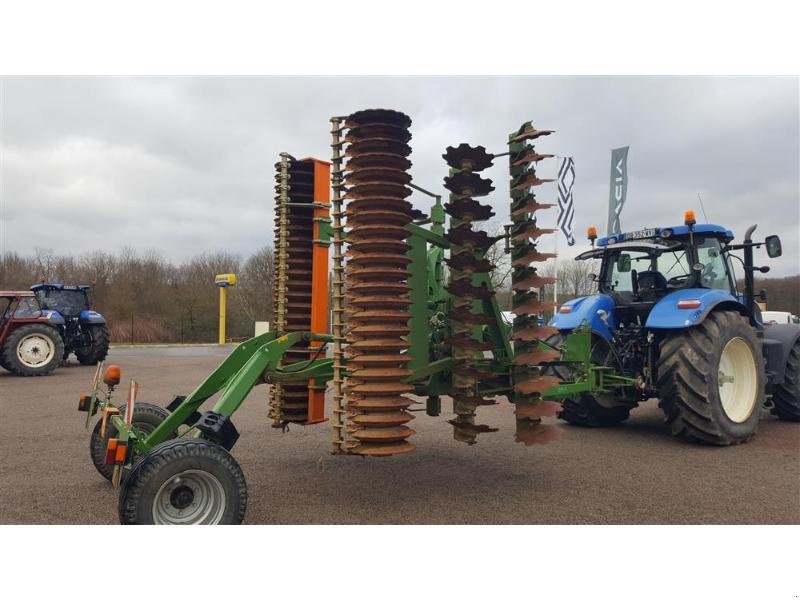 Grubber des Typs Amazone CATROS+6002-2TS, Gebrauchtmaschine in CHAUMONT (Bild 3)