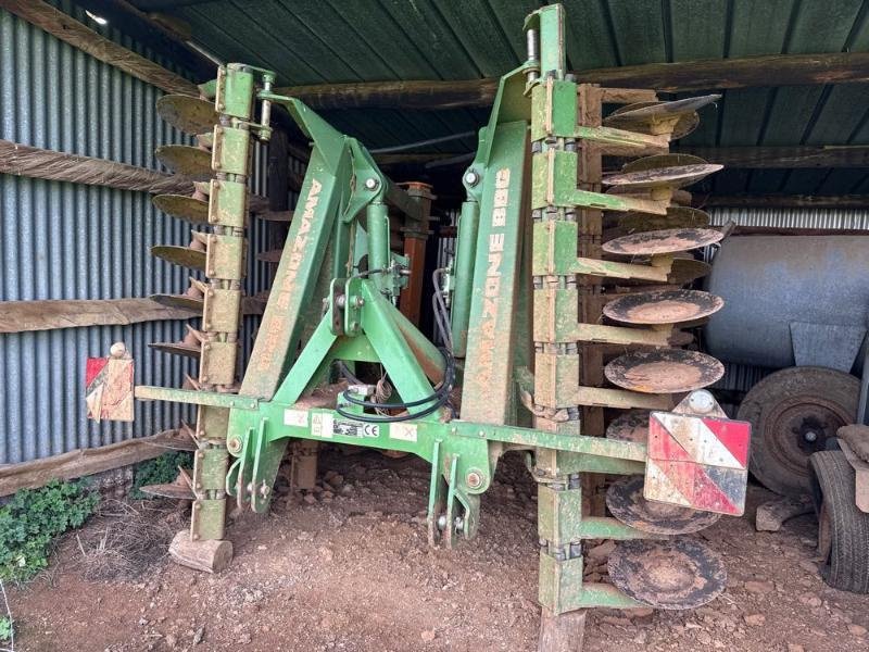 Grubber des Typs Amazone CATROS4001-2, Gebrauchtmaschine in CHAUMONT (Bild 1)