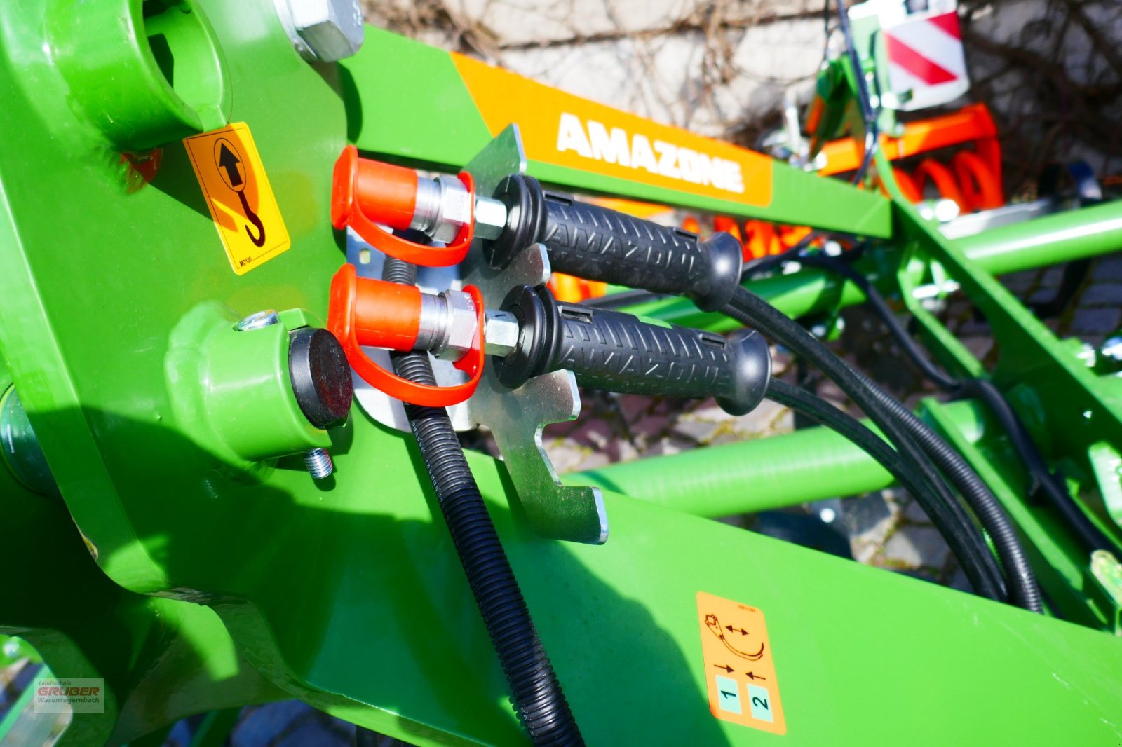 Grubber des Typs Amazone Cenio 3000 Special mit Federringwalze, Neumaschine in Dorfen (Bild 4)