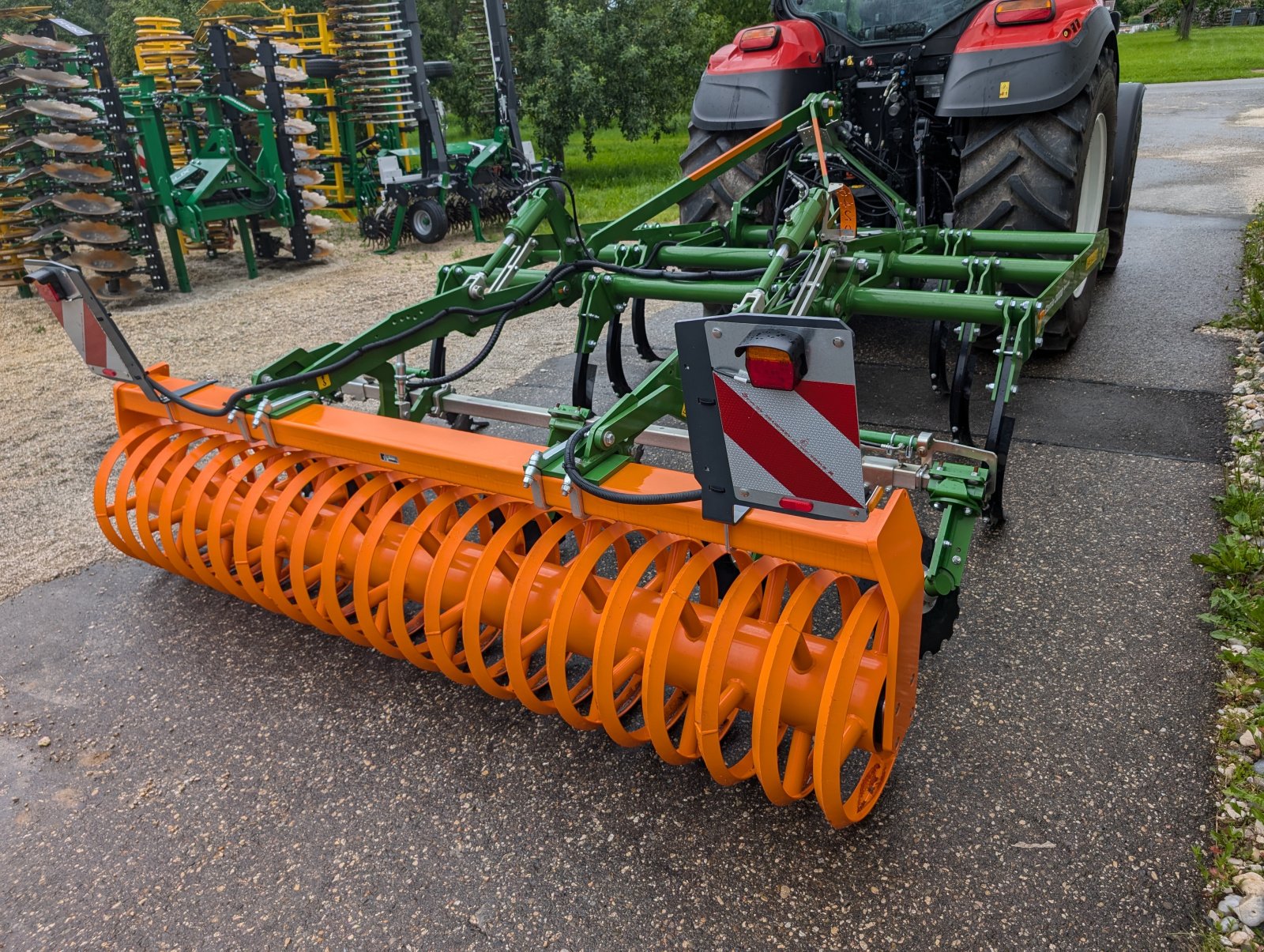 Grubber des Typs Amazone Cenio 3000 Special, Neumaschine in Altbierlingen (Bild 3)