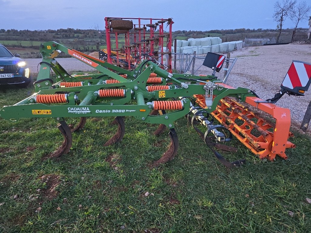 Grubber of the type Amazone Cenio 3000 super, Gebrauchtmaschine in Calmont (Picture 3)