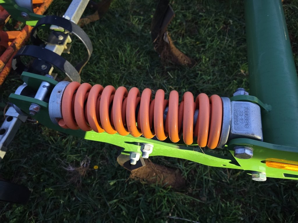 Grubber of the type Amazone Cenio 3000 super, Gebrauchtmaschine in Calmont (Picture 7)