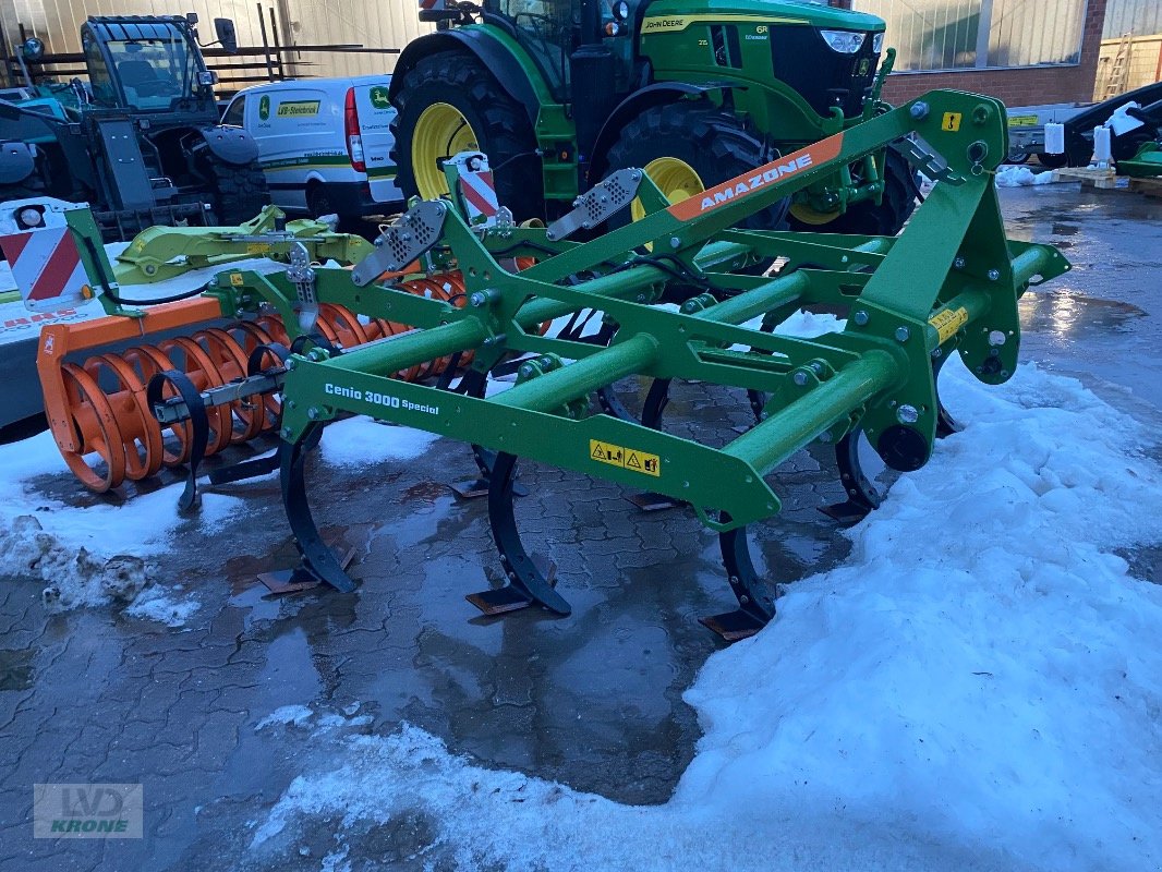 Grubber du type Amazone Cenio 3000, Gebrauchtmaschine en Barsinghausen OT Groß Munzel (Photo 2)
