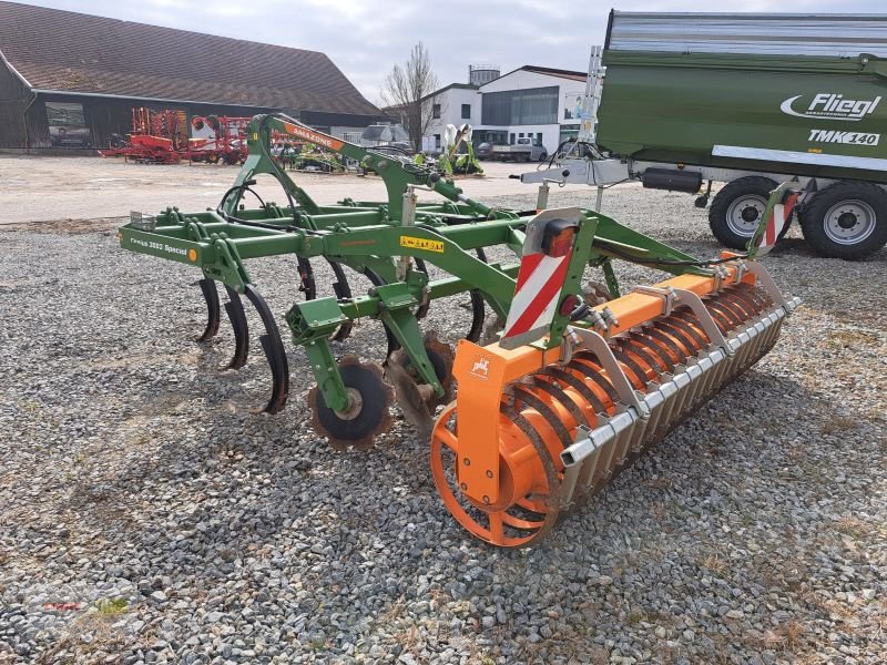 Grubber типа Amazone CENIUS 3003 SPECIAL, Gebrauchtmaschine в Mengkofen (Фотография 4)