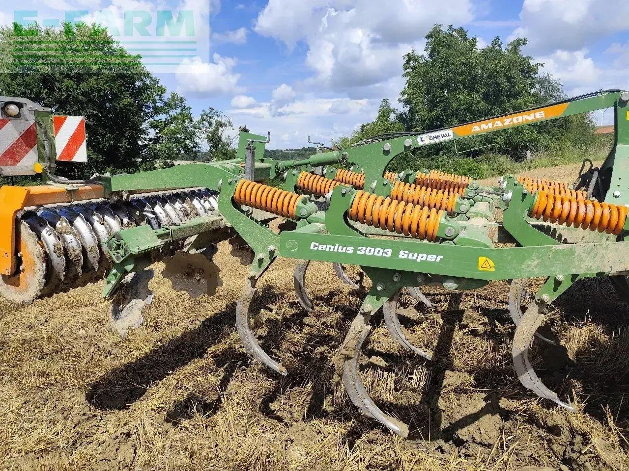 Grubber du type Amazone cenius 3003 sup, Gebrauchtmaschine en CHAUVONCOURT (Photo 8)