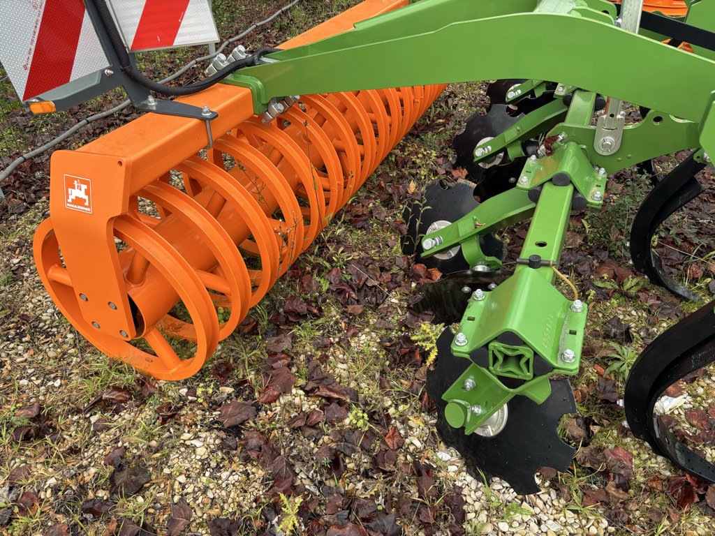 Grubber des Typs Amazone Cenius 3003 SUPER, Gebrauchtmaschine in VERT TOULON (Bild 3)
