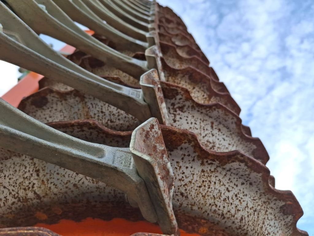 Grubber tip Amazone CEUS 5000-2TX, Gebrauchtmaschine in CHEMAUDIN ET VAUX (Poză 6)