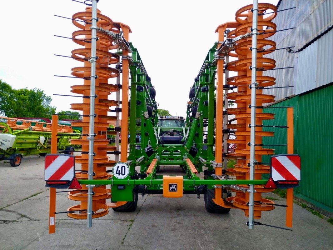 Grubber tipa Amazone Cobra 6000-2TX # Messerwalze-neuwertig, Gebrauchtmaschine u Liebenwalde (Slika 5)