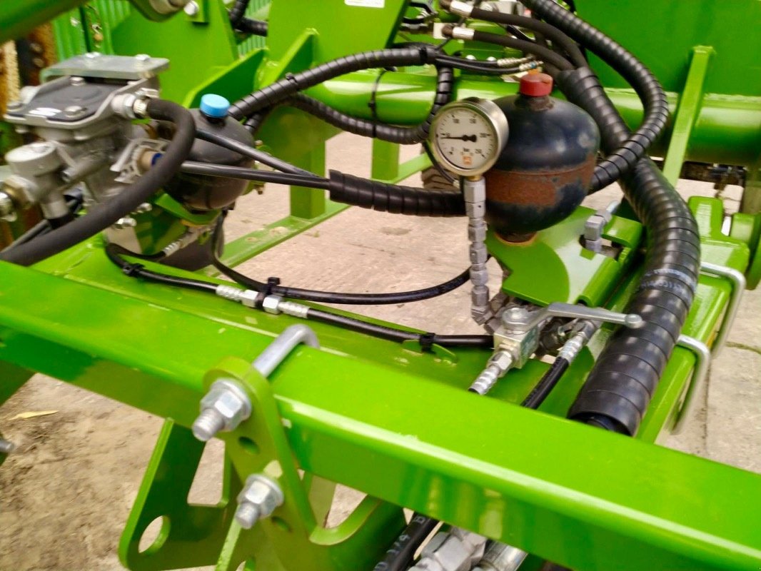 Grubber tipa Amazone Cobra 6000-2TX # Messerwalze-neuwertig, Gebrauchtmaschine u Liebenwalde (Slika 19)