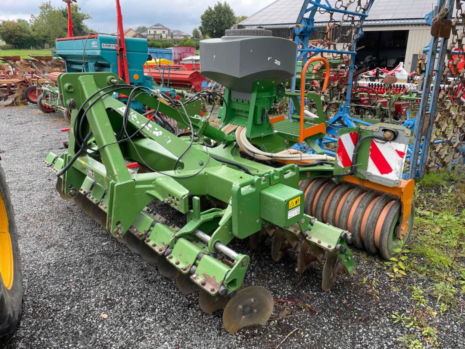 Grubber typu Amazone Déchaumeur Catros 3001 Amazone, Gebrauchtmaschine v LA SOUTERRAINE (Obrázek 3)