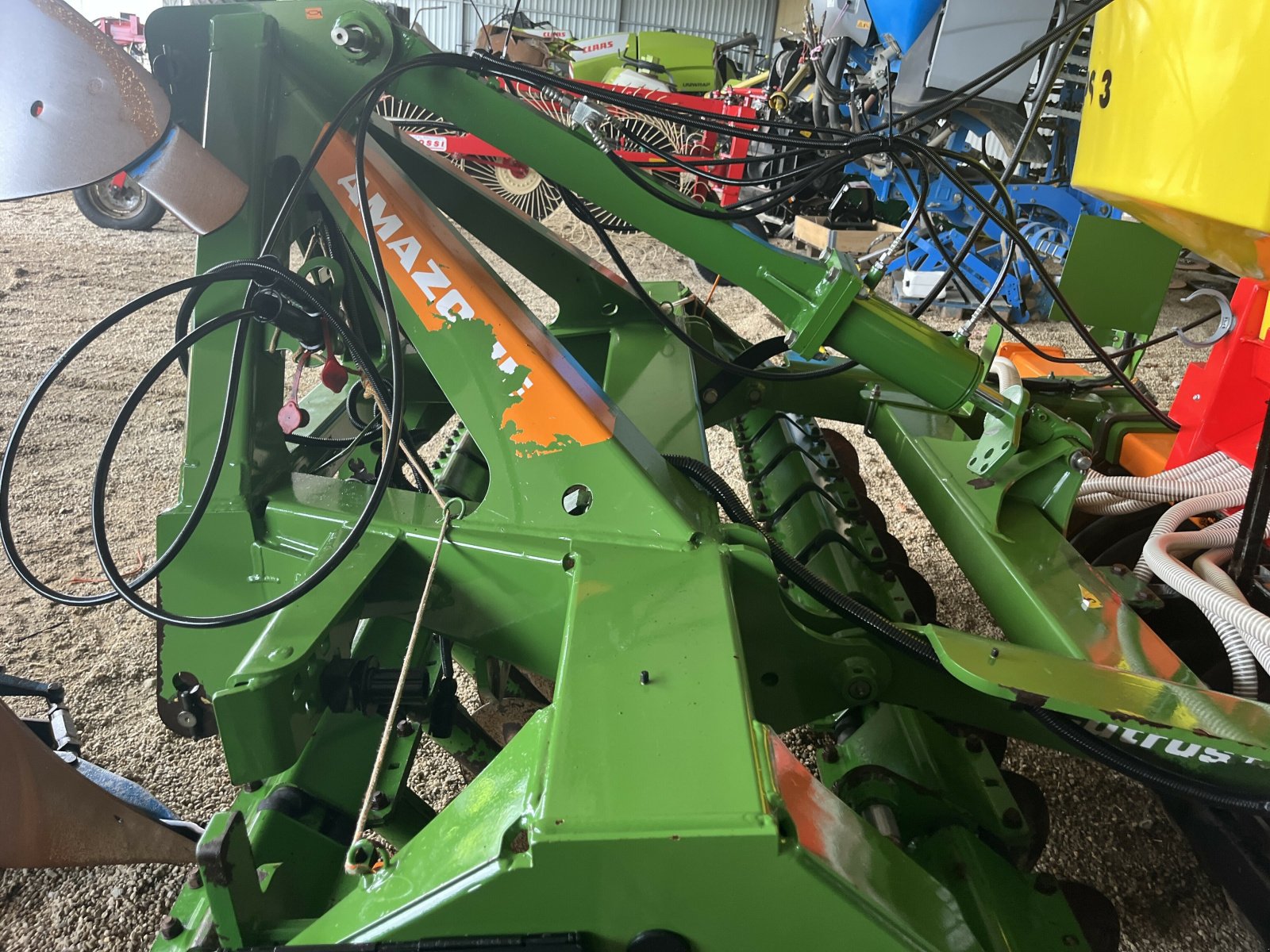 Grubber des Typs Amazone DECHAUMEUR CASTROS 300 +APV PS, Gebrauchtmaschine in PONTIVY (Bild 6)