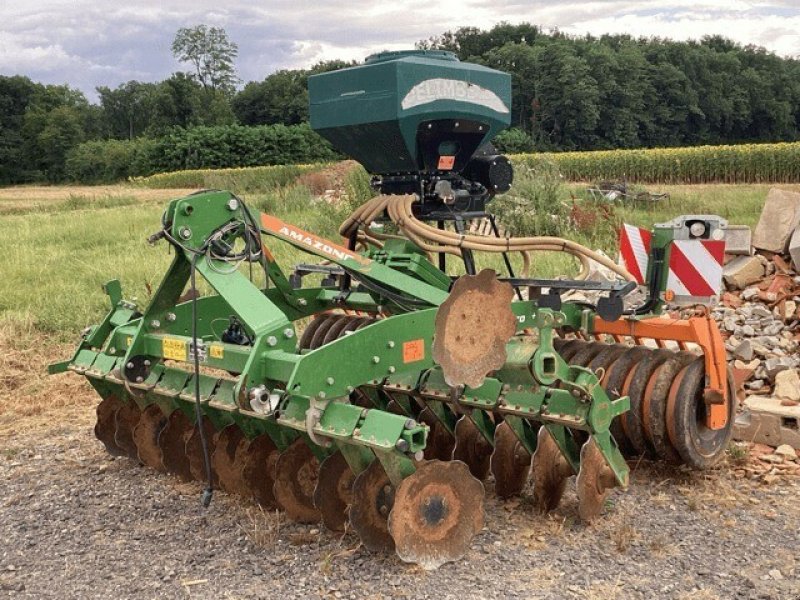 Grubber des Typs Amazone DECHAUMEUR CATROS 3003, Gebrauchtmaschine in Paray-le-monial (Bild 1)