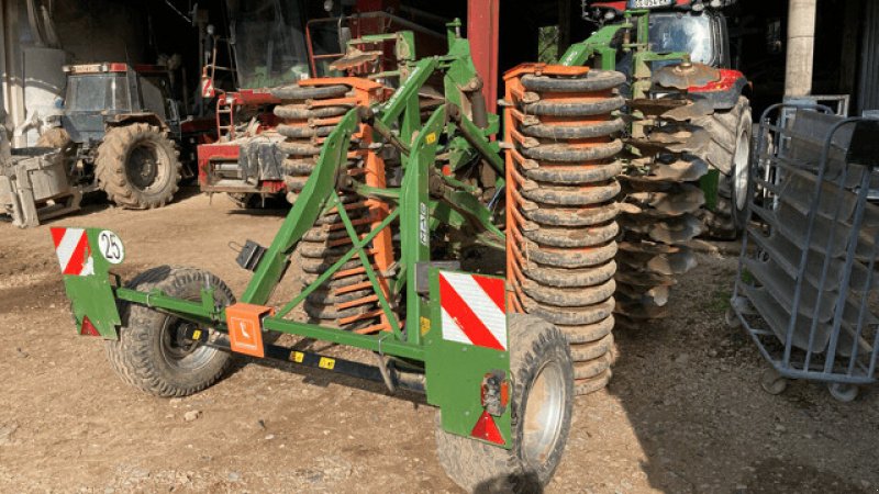 Grubber des Typs Amazone DECHAUMEUR CATROS 4000-2, Gebrauchtmaschine in Charnay-lès-macon (Bild 4)