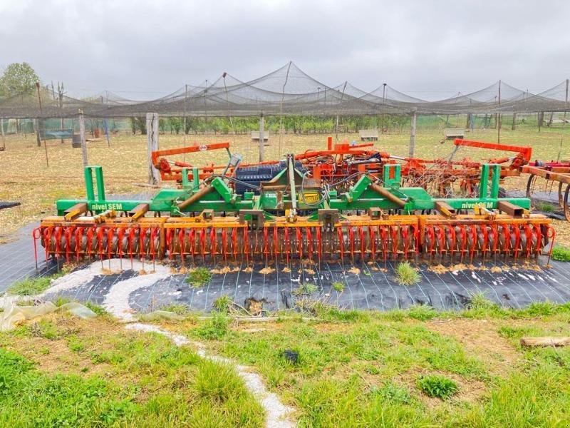 Grubber типа Amazone VIBROPACKER, Gebrauchtmaschine в BRAY en Val (Фотография 3)