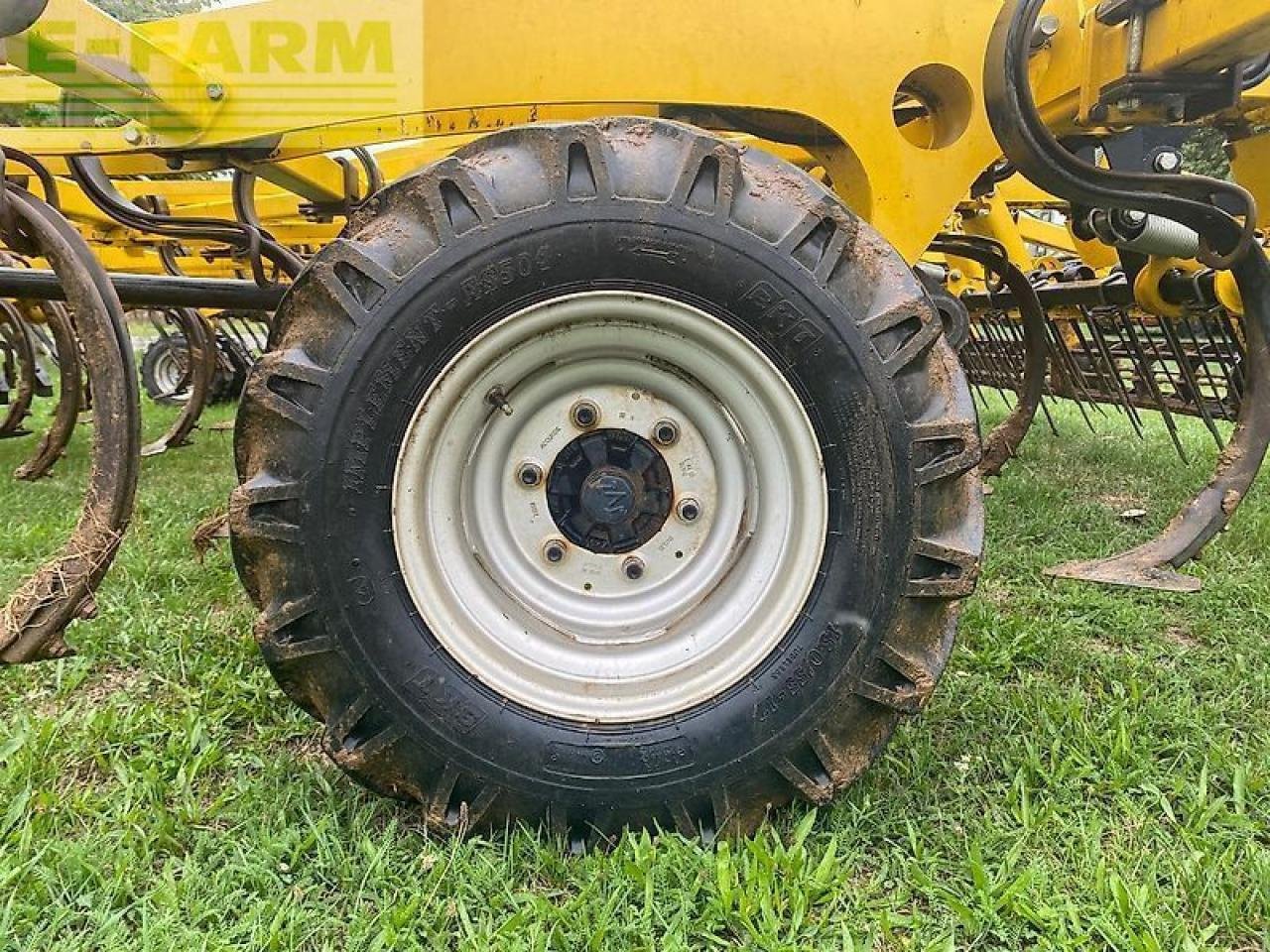 Grubber typu Bednar versatill vo 7500, Gebrauchtmaschine v SZEGED (Obrázek 15)