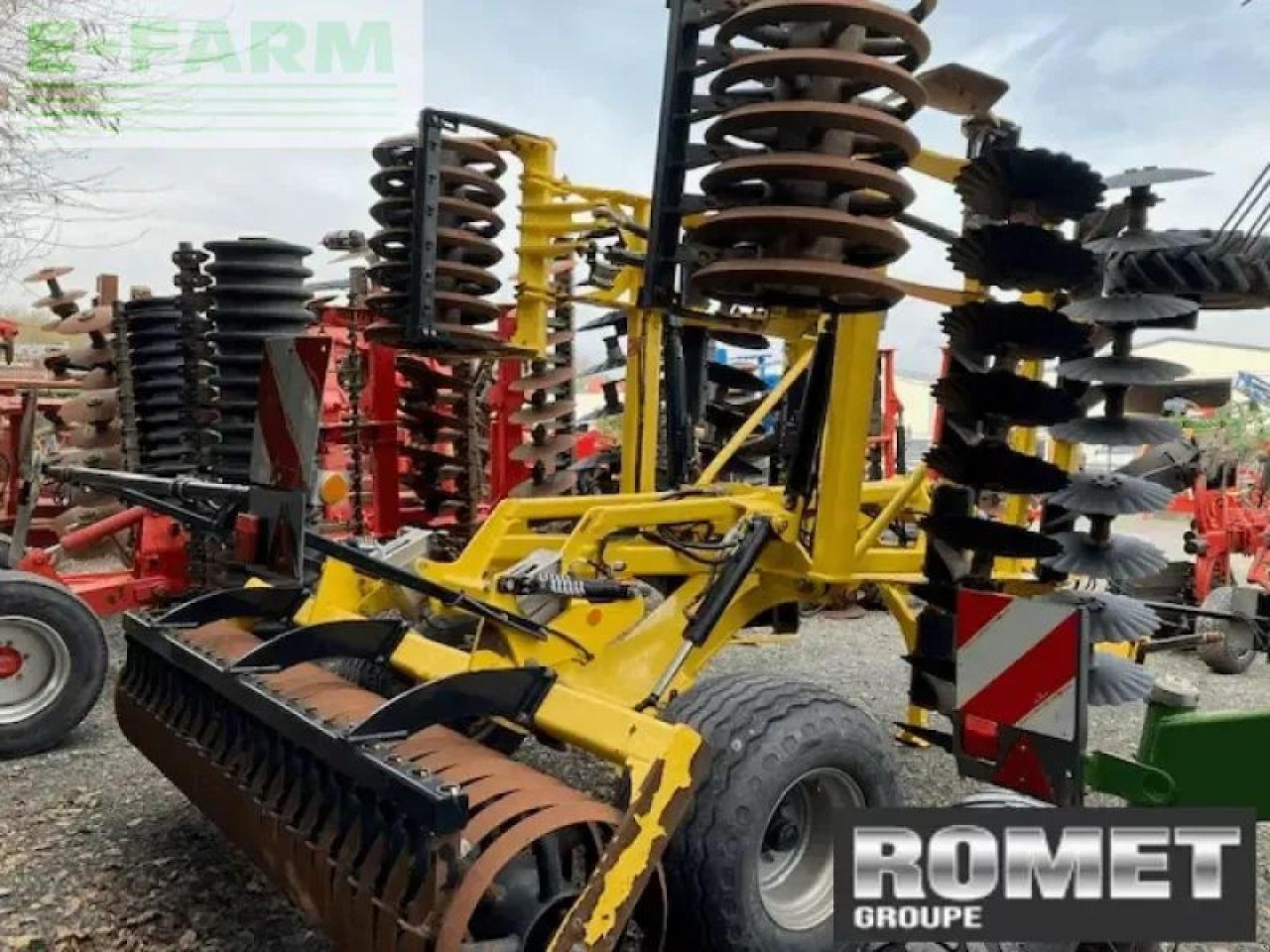 Grubber типа Bednar xo 4500f, Gebrauchtmaschine в GENNES-SUR-GLAIZE (Фотография 3)