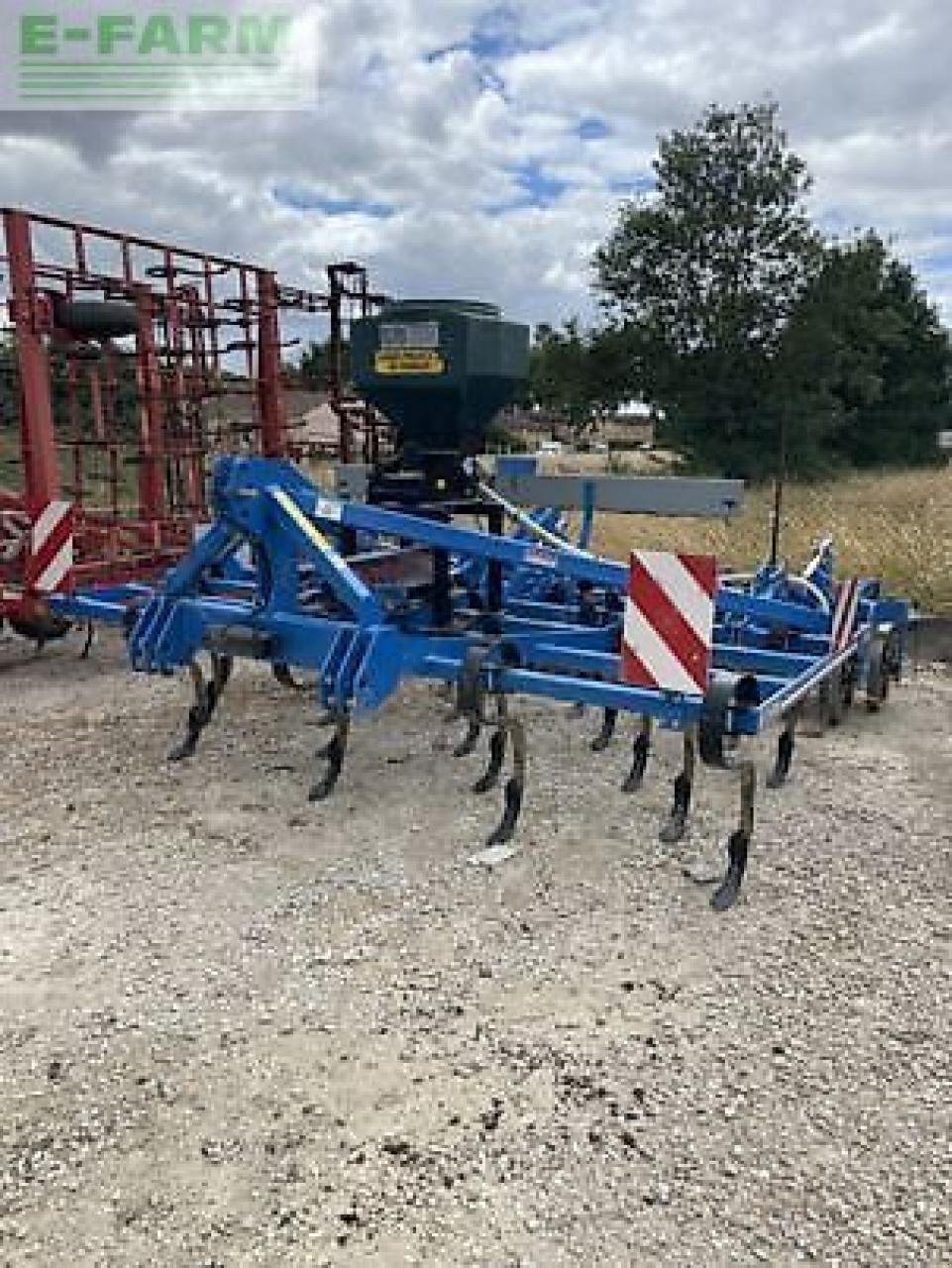 Grubber des Typs Carré penterra, Gebrauchtmaschine in MONFERRAN (Bild 3)