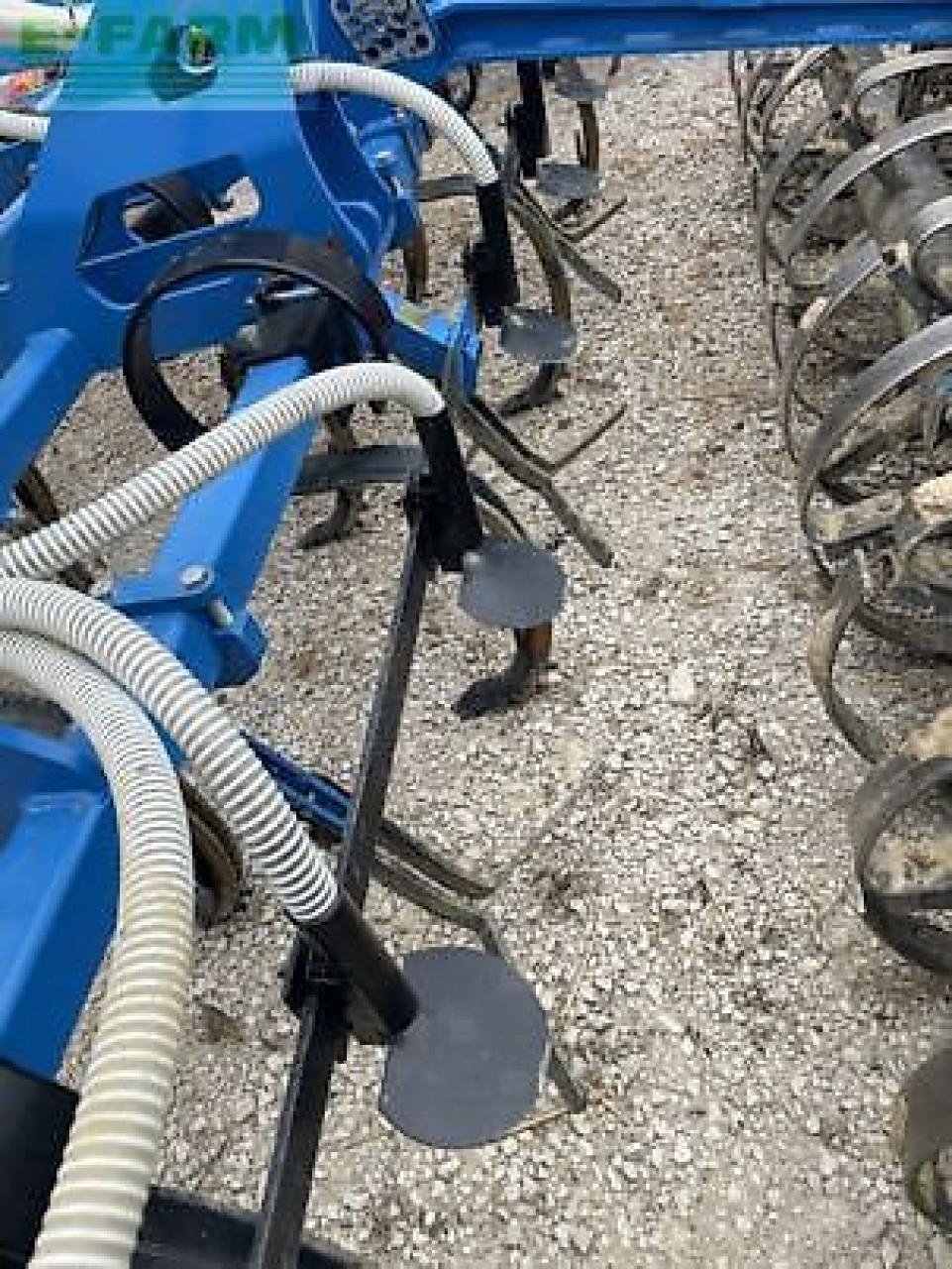 Grubber des Typs Carré penterra, Gebrauchtmaschine in MONFERRAN (Bild 10)