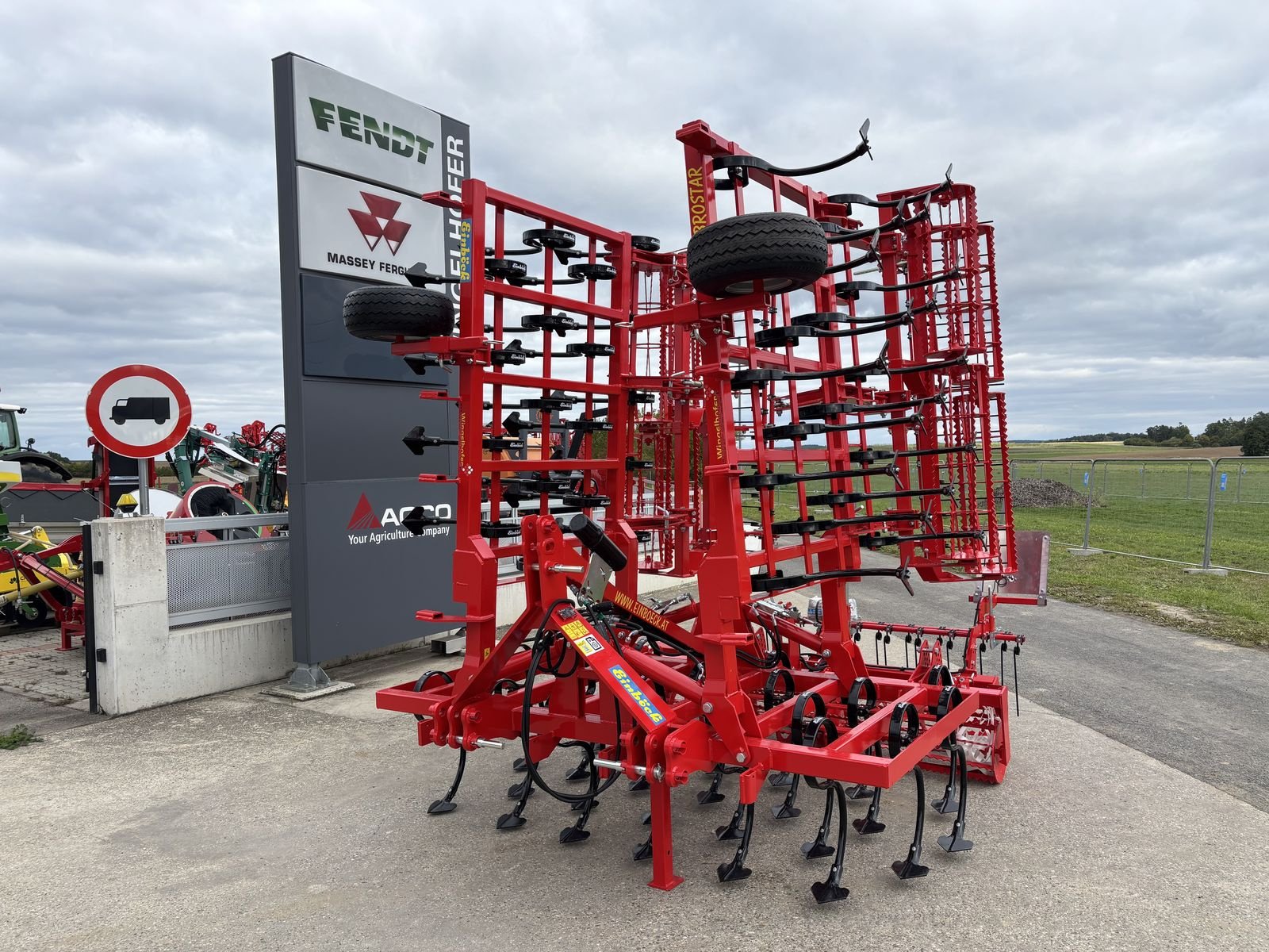 Grubber a típus Einböck Feingrubber Vibrostar 4-610 2ZW, Neumaschine ekkor: Starrein (Kép 1)