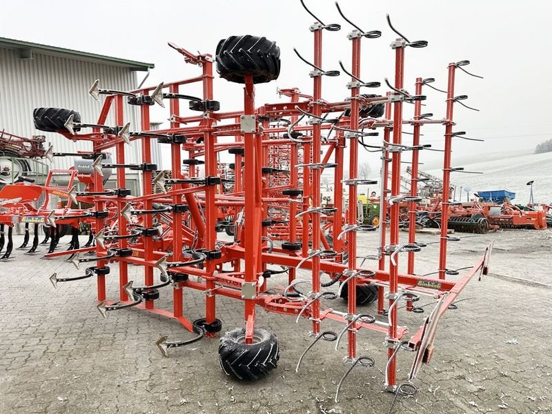 Grubber des Typs Einböck Razor 500 Flachgrubber, Neumaschine in St. Marienkirchen (Bild 4)