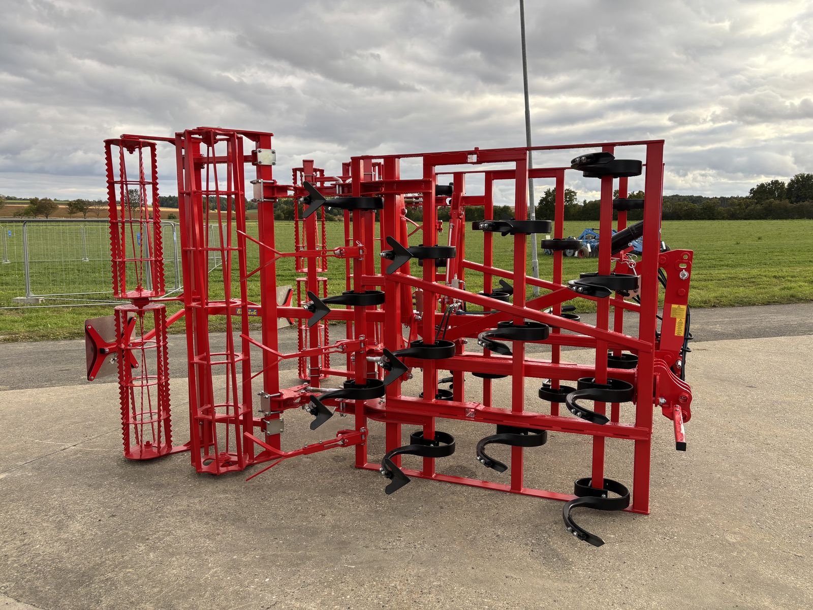 Grubber des Typs Einböck TAIFUN 400 FZ, Neumaschine in Starrein (Bild 4)