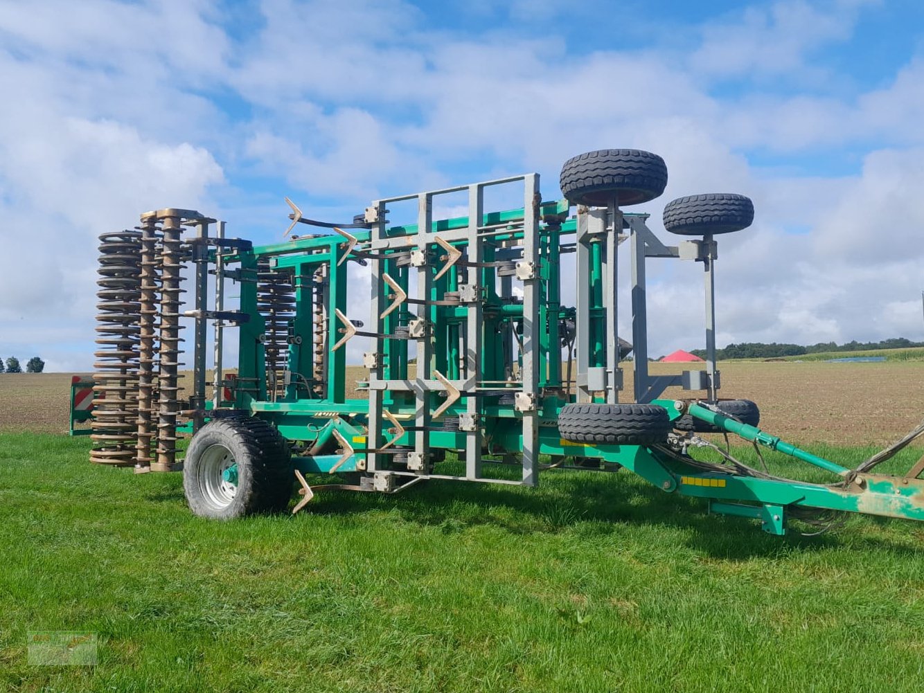 Grubber типа EuM Agrotec Vibroliner, Gebrauchtmaschine в Ingelfingen-Stachenhausen (Фотография 2)