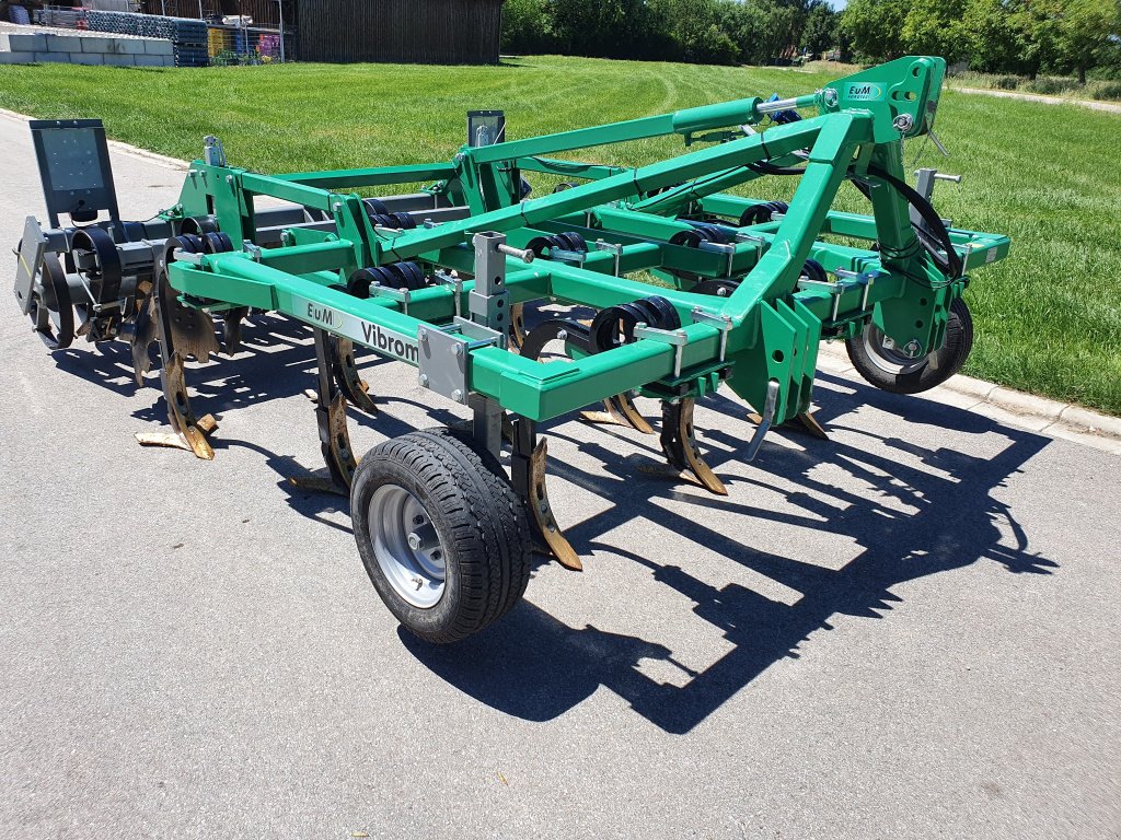 Grubber van het type EuM-Agrotec Vibromix 30, Gebrauchtmaschine in Thalmässing (Foto 2)