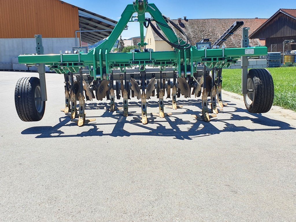 Grubber van het type EuM-Agrotec Vibromix 30, Gebrauchtmaschine in Thalmässing (Foto 11)