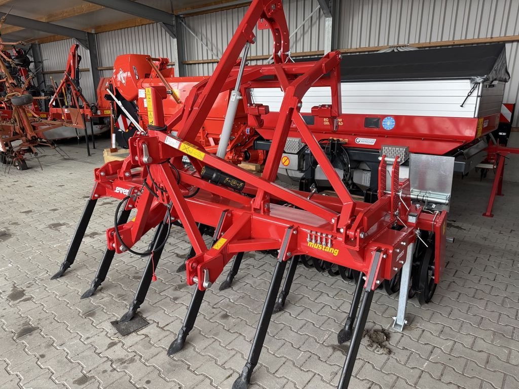 Grubber del tipo Evers Mustang 11-303, Neumaschine en Coevorden (Imagen 1)