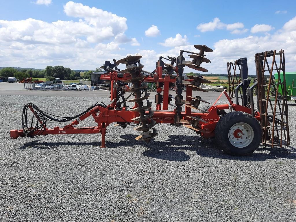 Grubber des Typs Gregoire-Besson ACERO MK, Gebrauchtmaschine in Doué-en-Anjou (Bild 3)