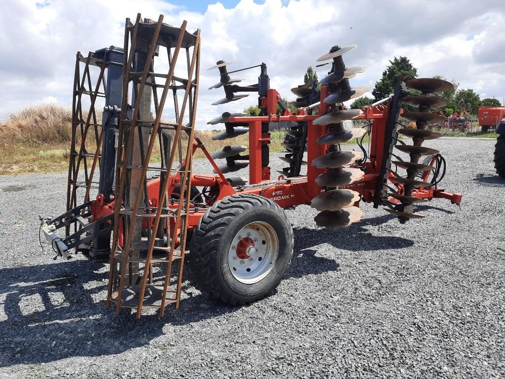 Grubber des Typs Gregoire-Besson ACERO MK, Gebrauchtmaschine in Doué-en-Anjou (Bild 9)