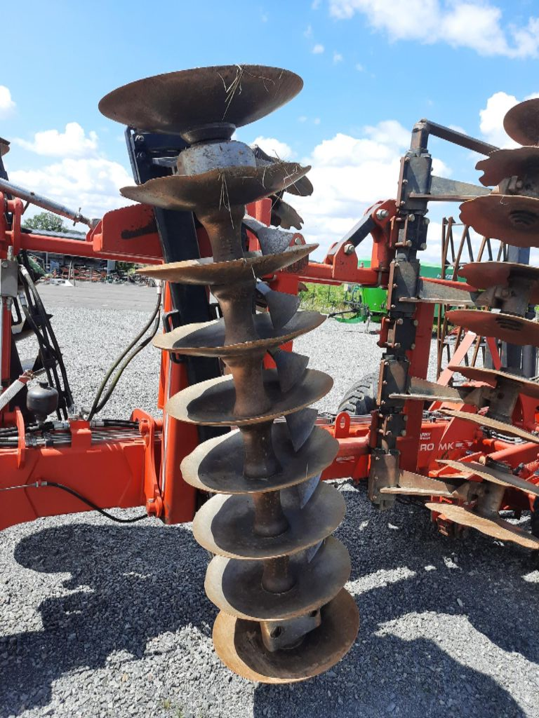 Grubber des Typs Gregoire-Besson ACERO MK, Gebrauchtmaschine in Doué-en-Anjou (Bild 4)