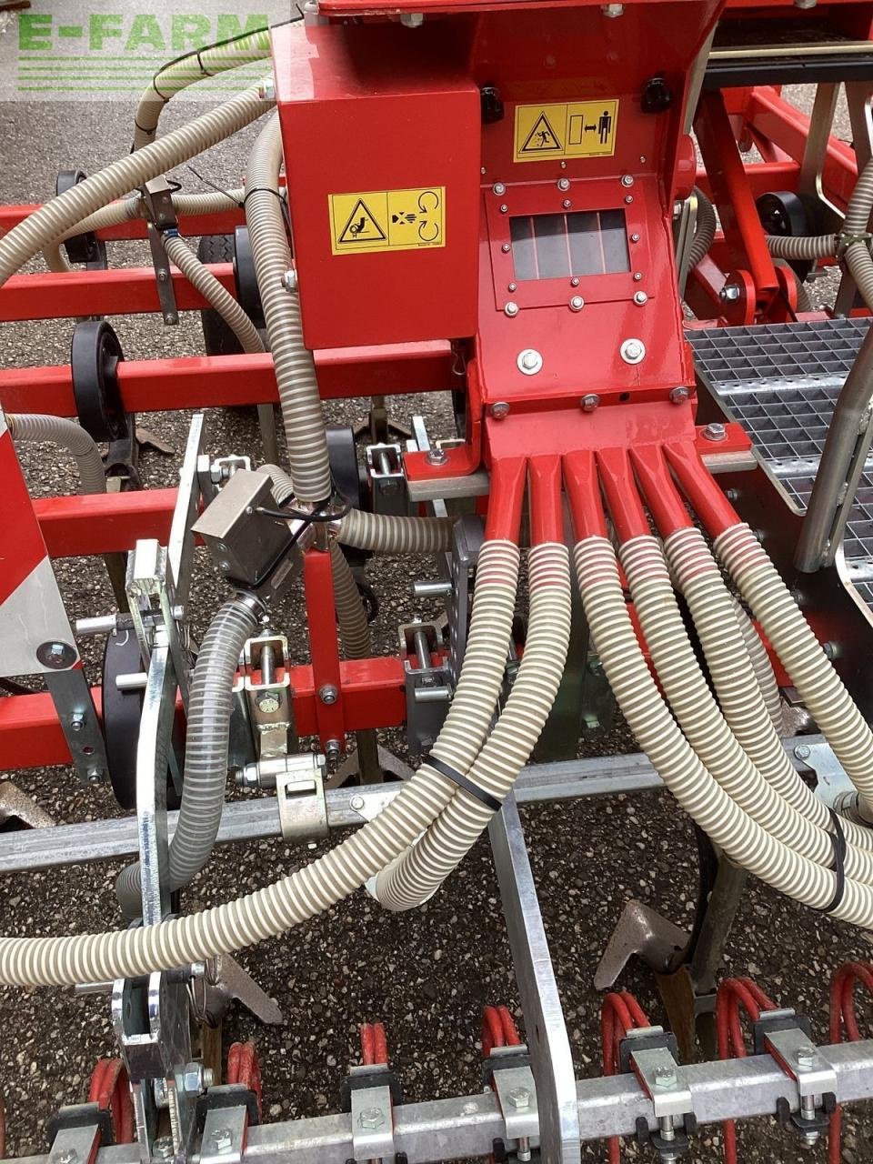 Grubber типа Güttler super maxx 30-5 zinkensämaschine, Gebrauchtmaschine в Sierning (Фотография 8)