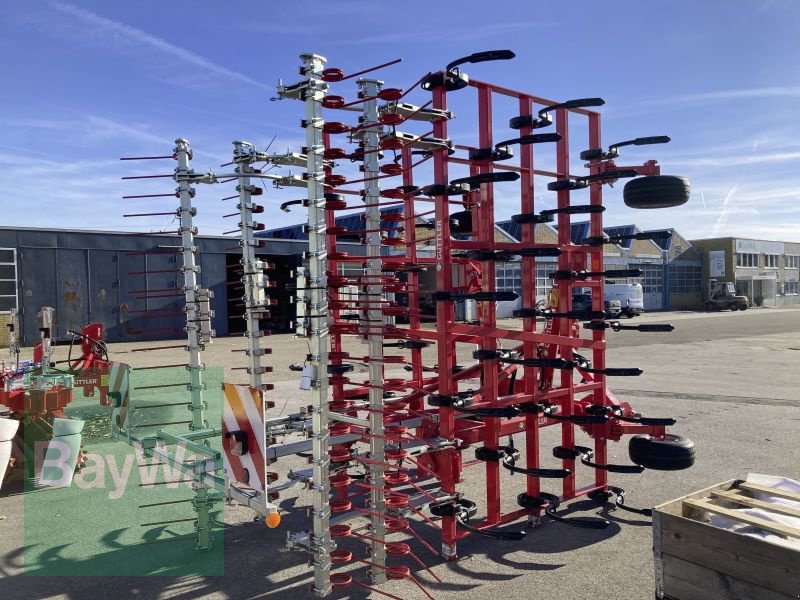 Grubber du type Güttler SUPER MAXX 60-5, Gebrauchtmaschine en Obertraubling (Photo 2)