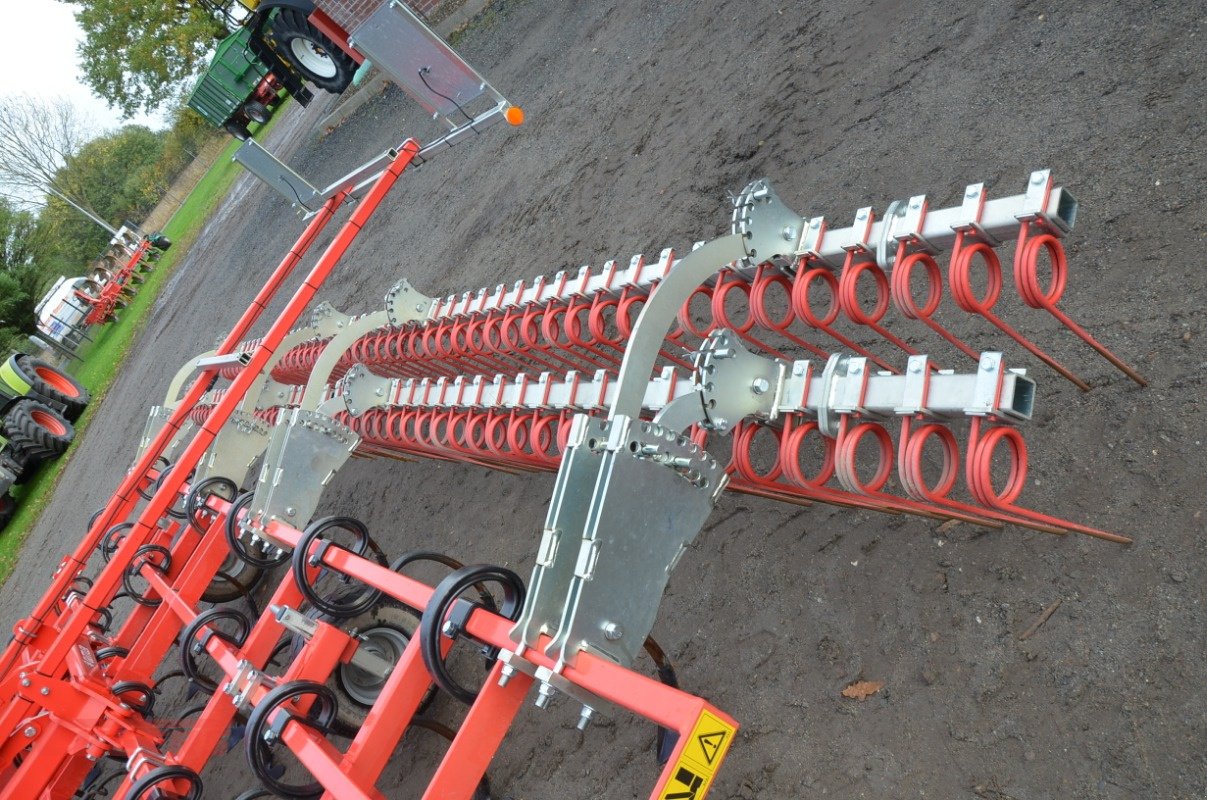 Grubber des Typs Güttler Super Maxx 60-7 BIO EDITION, Neumaschine in Suhlendorf (Bild 10)