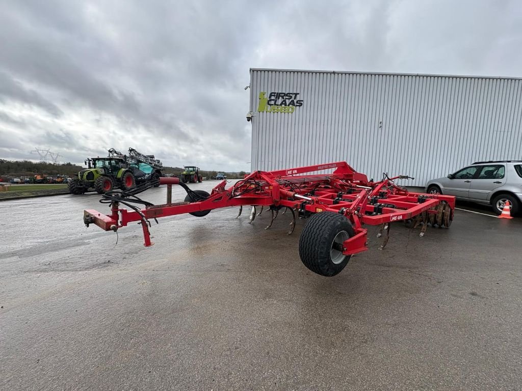 Grubber des Typs HE-VA Master Tiller, Gebrauchtmaschine in SALEUX (Bild 3)
