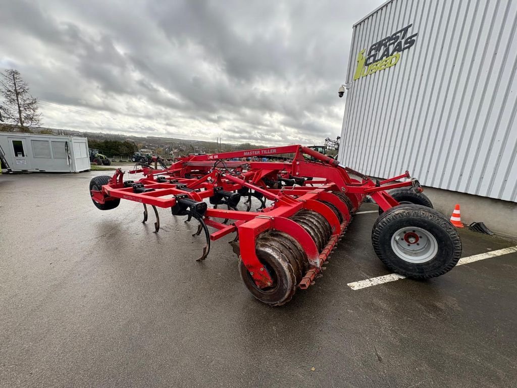 Grubber des Typs HE-VA Master Tiller, Gebrauchtmaschine in SALEUX (Bild 5)