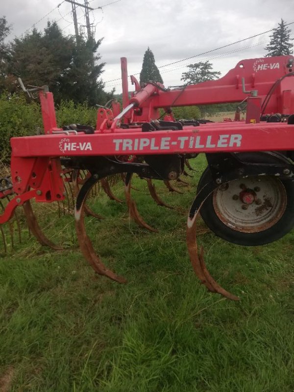 Grubber типа HE-VA TRIPLE TILLER, Gebrauchtmaschine в BLESMES (Фотография 6)