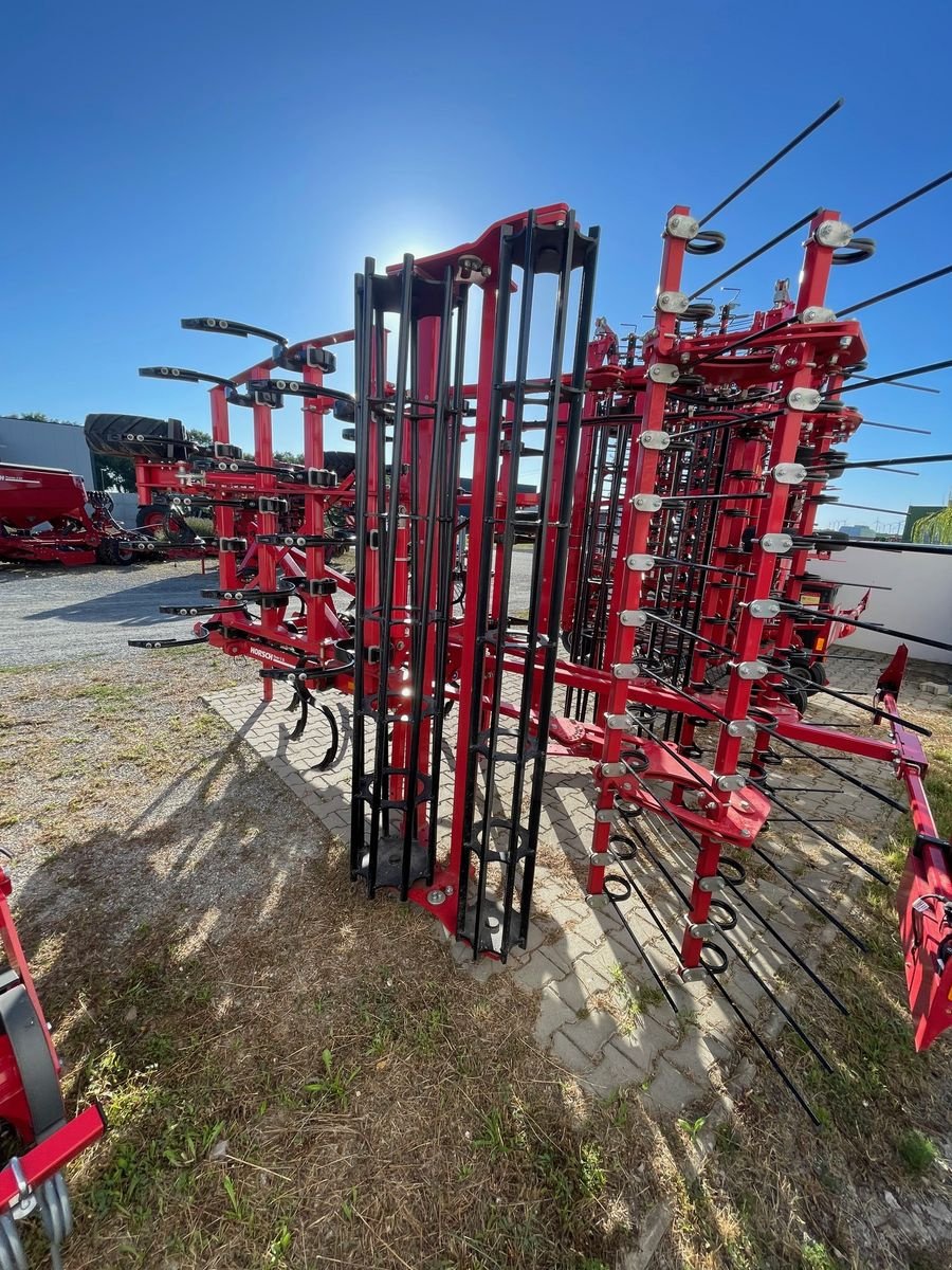 Grubber des Typs Horsch Finer 5SL, Neumaschine in Hollenthon (Bild 1)