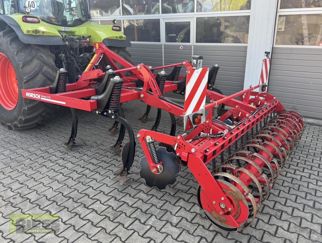 Grubber Türe ait Horsch TERRANO 3 FX RollFlex, Gebrauchtmaschine içinde Homberg/Ohm - Maulbach (resim 7)
