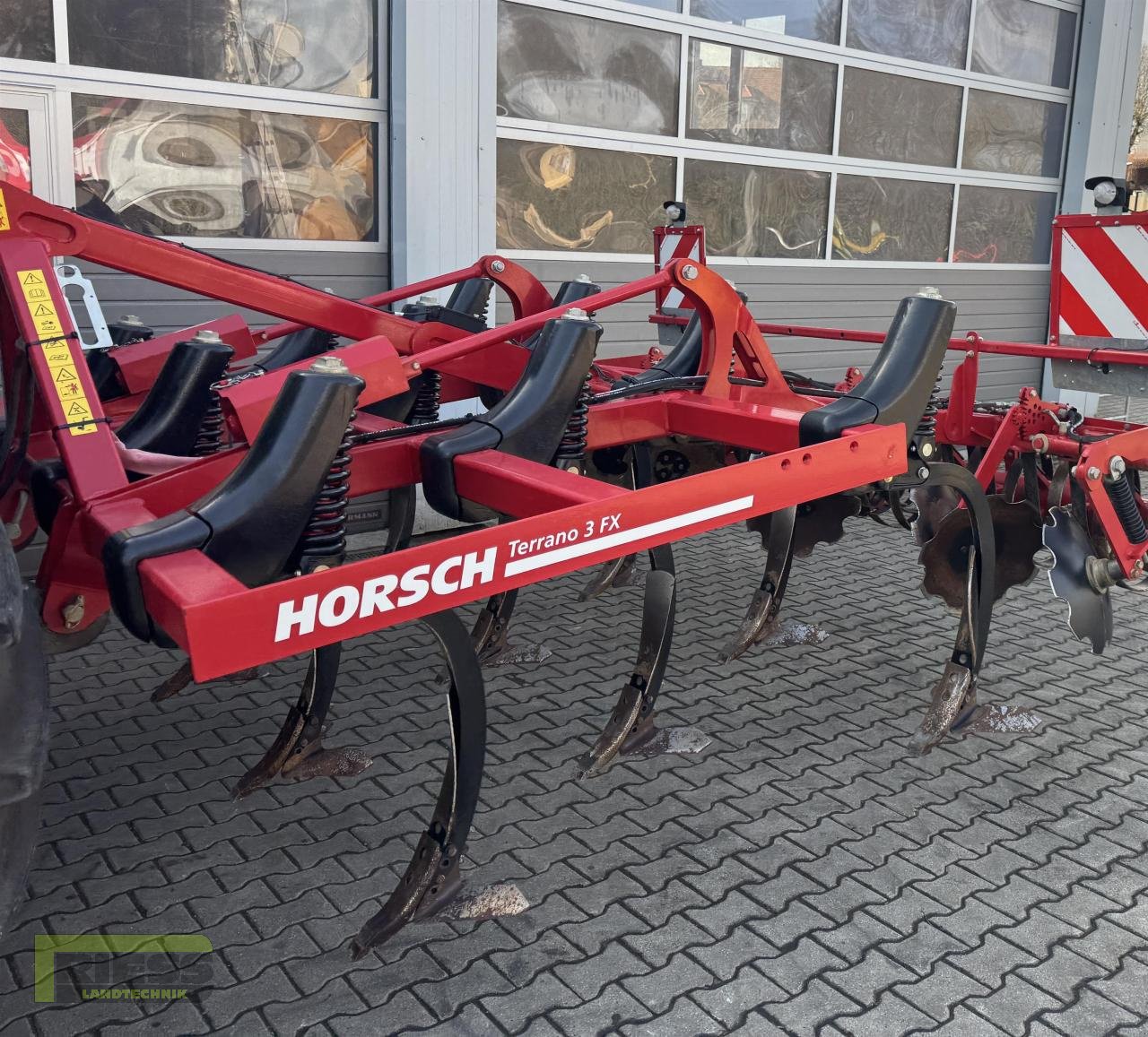 Grubber Türe ait Horsch TERRANO 3 FX RollFlex, Gebrauchtmaschine içinde Homberg/Ohm - Maulbach (resim 11)