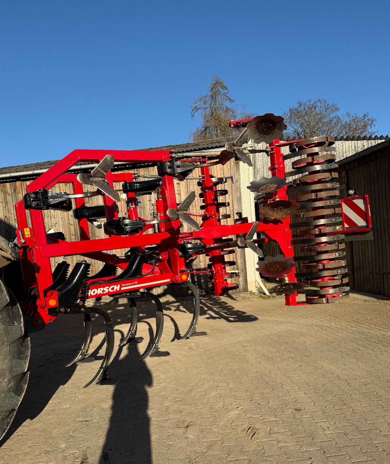 Grubber des Typs Horsch Terrano 4 FX, Gebrauchtmaschine in Speichersdorf (Bild 3)